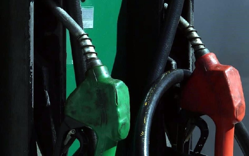 Importa el País 35% más combustibles